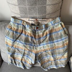 ☀️🌴Tommy Bahama Blue and Tan Plaid Men Shorts
